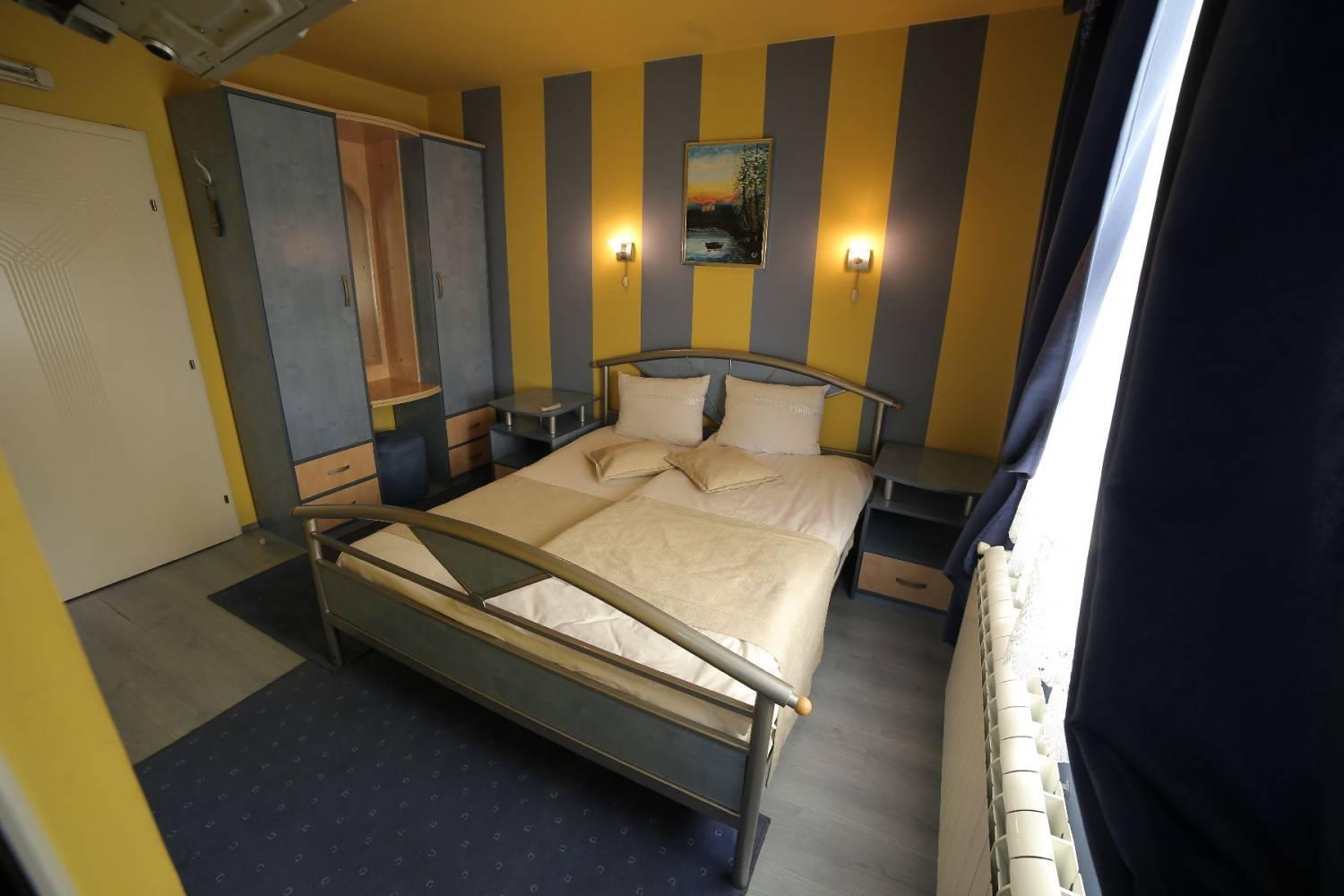 Hotel Ženeva Kragujevac Exteriér fotografie