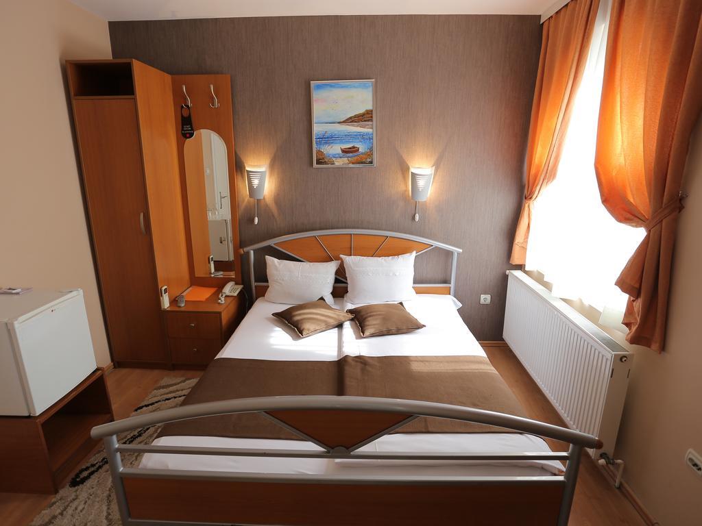 Hotel Ženeva Kragujevac Pokoj fotografie