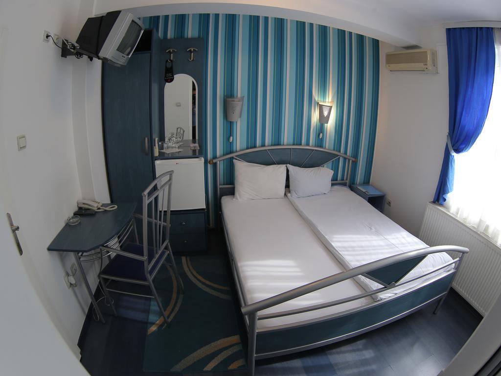 Hotel Ženeva Kragujevac Pokoj fotografie