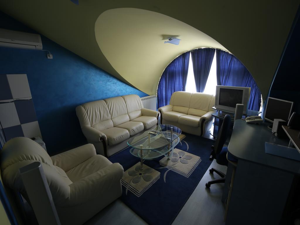 Hotel Ženeva Kragujevac Pokoj fotografie