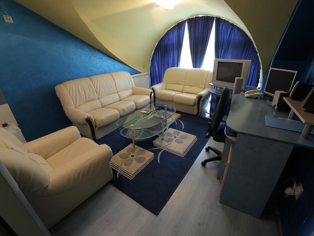 Hotel Ženeva Kragujevac Pokoj fotografie