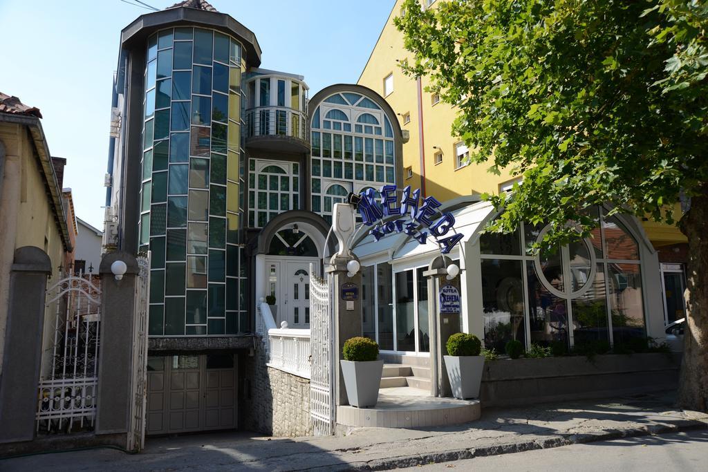 Hotel Ženeva Kragujevac Exteriér fotografie
